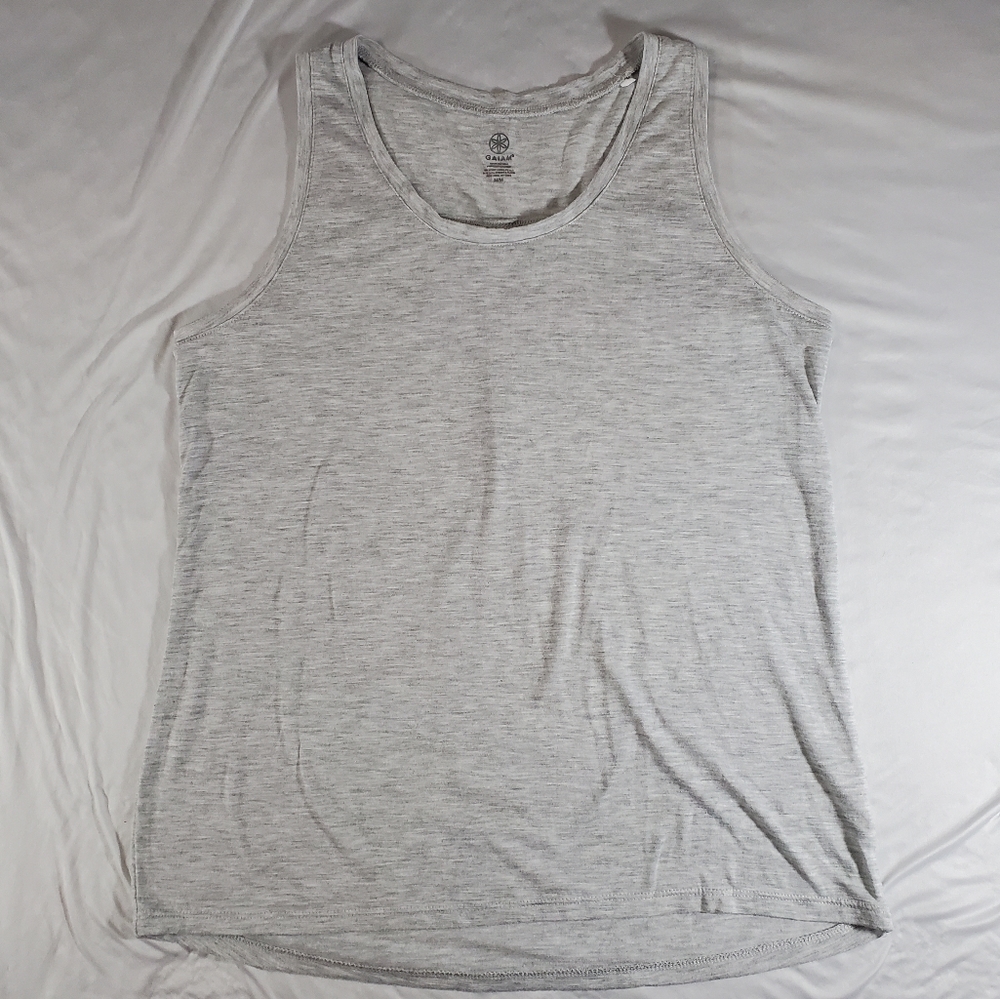 Grey Gaiam tank. Medium